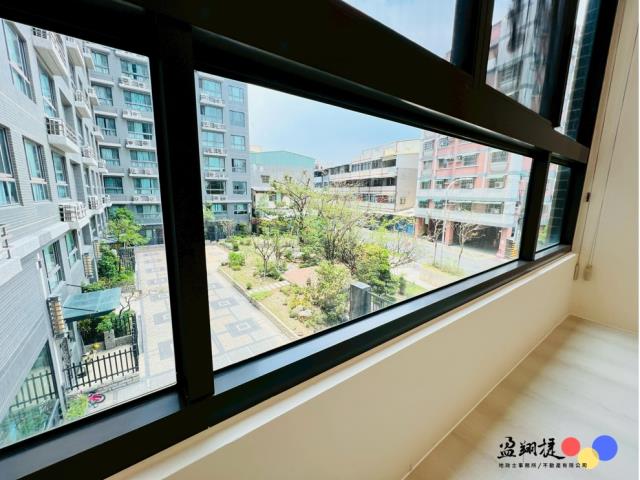 鳳山大樓-1