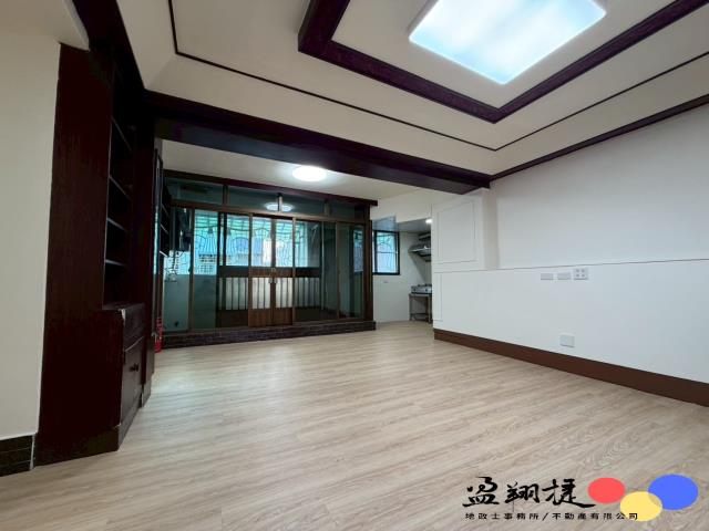 高雄鹽埕華廈-1