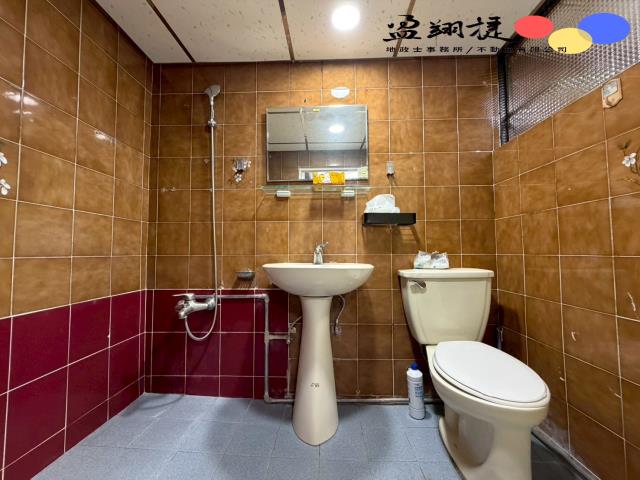 高雄鹽埕華廈-4