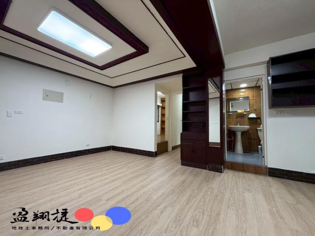 高雄鹽埕華廈-5